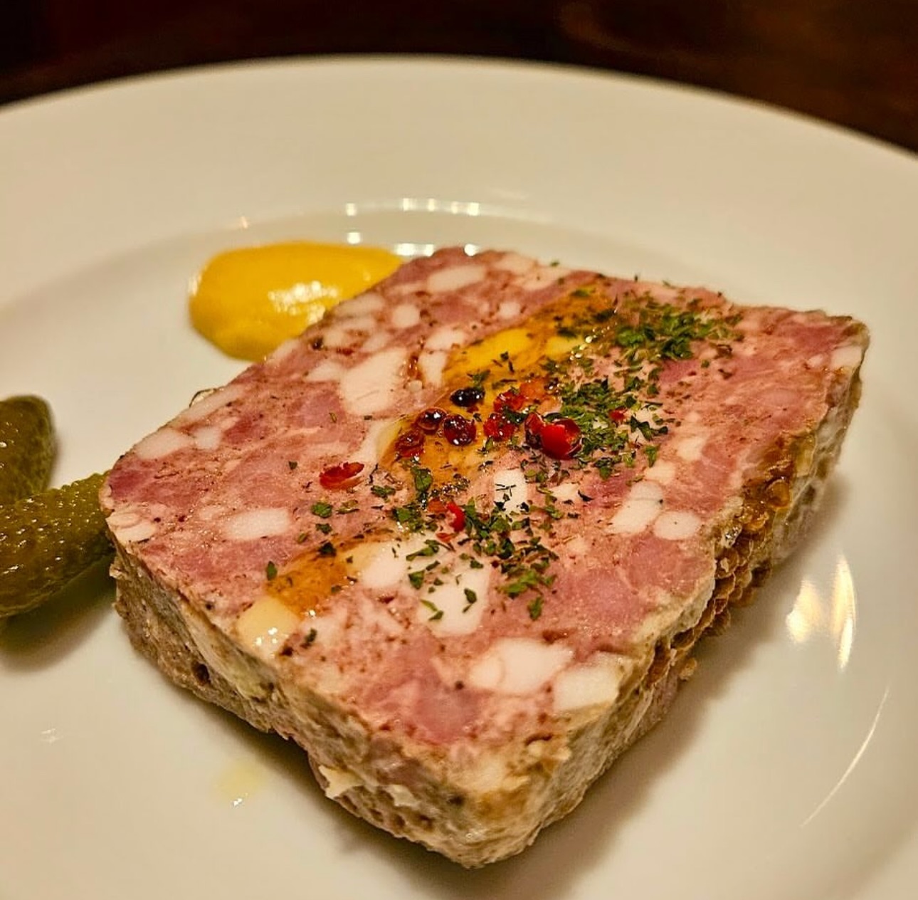 心斎橋のワインバー Le Chat Noir の料理1